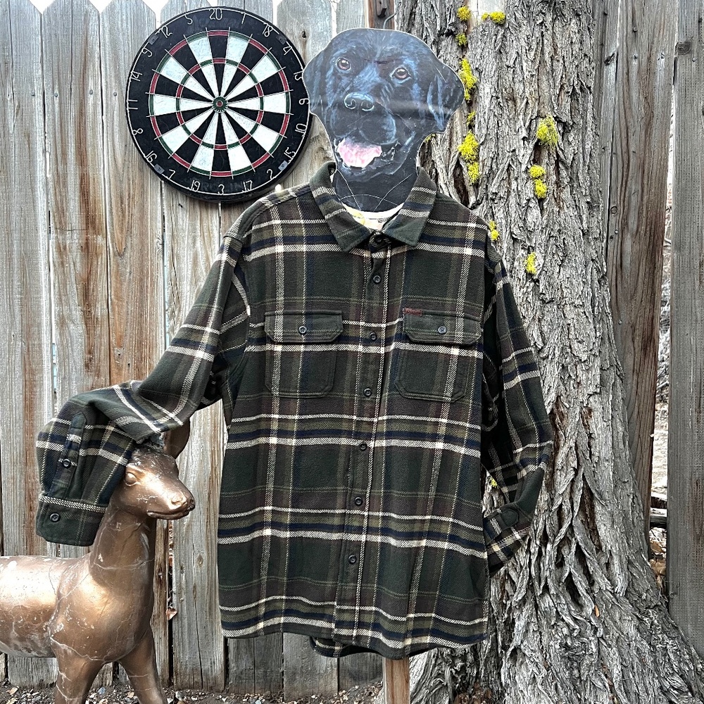 Orvis Heavyweight Double Brushed Flannel Button Down Shirt W/ Warm Pockets.